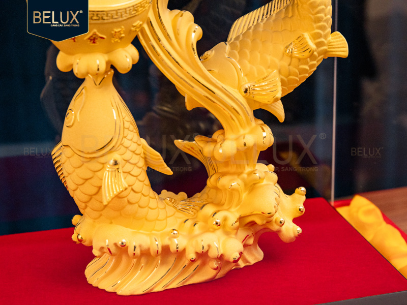 Tượng Song Ngư dát vàng cát&nbsp;15x8.3x18.5cm